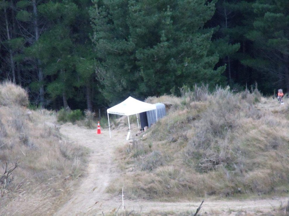 DSC00102 - Copy - Copy.jpg - One of the waiting areas for field two.